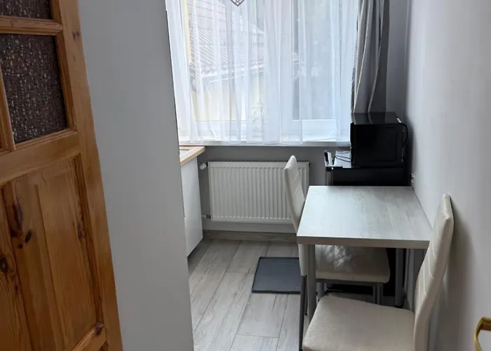 4 Pory Roku B&B 카르파츠