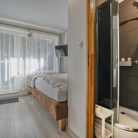 Bed & Breakfast 4 Pory Roku Karpacz