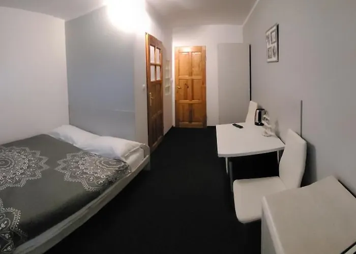 4 Pory Roku Couette-café